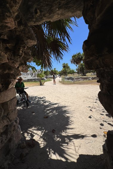 Entrance to the Tulum ruins on the cenote combo from Cancún